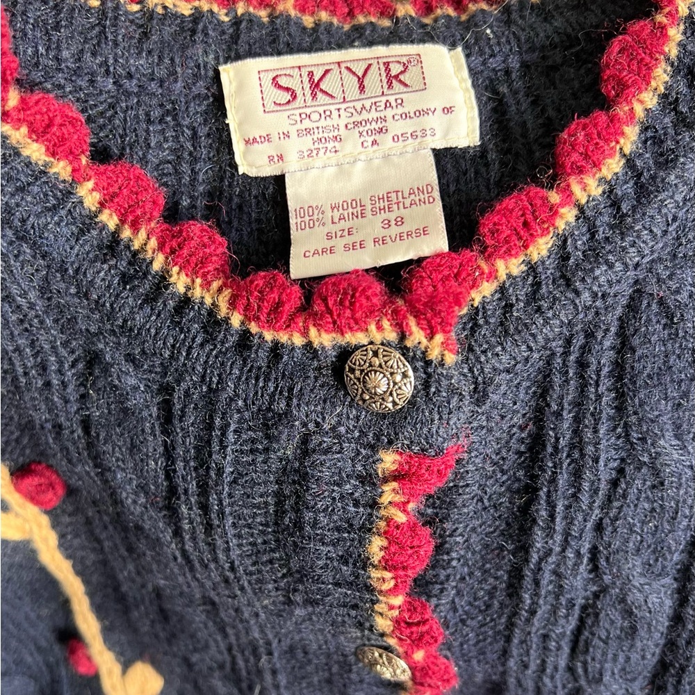 Vintage 100% Shetland wool navy embroidered cardigan sweater - Picture 7 of 8